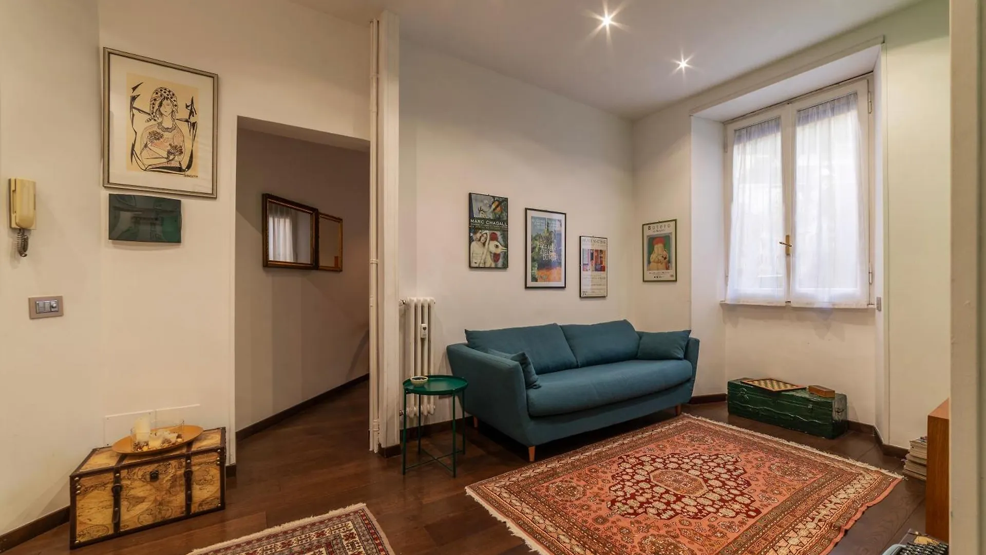 Piazza Di Roma Turquoise Apartment Italy
